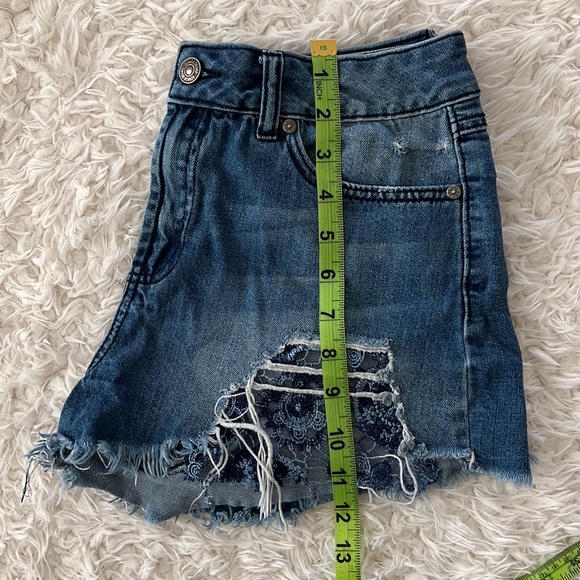 REWASH Distressed Denim Shorts - Picture 11 of 12